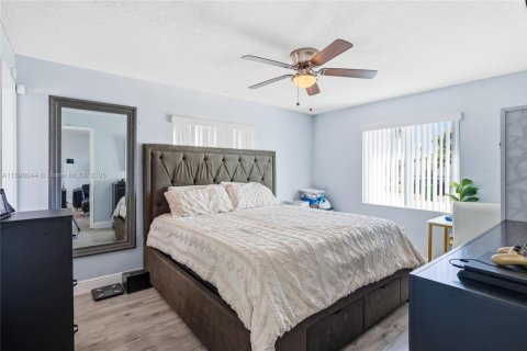 Villa ou maison à vendre à Sunrise, Floride: 3 chambres, 126.35 m2 № 1956313 - photo 18