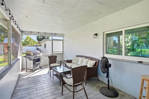 Villa ou maison à vendre à Sunrise, Floride: 3 chambres, 126.35 m2 № 1956313 - photo 17