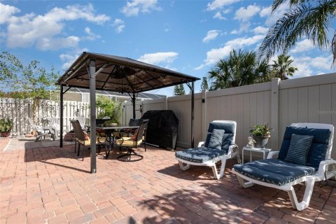 House in Orlando, Florida 4 bedrooms, 247.12 sq.m. № 2150734 - photo 26