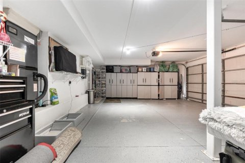 House in Orlando, Florida 4 bedrooms, 247.12 sq.m. № 2150734 - photo 17