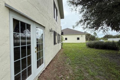 House in Englewood, Florida 3 bedrooms, 162.02 sq.m. № 1909447 - photo 29