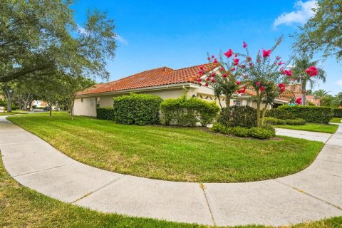 House in Lutz, Florida 3 bedrooms, 178.09 sq.m. № 2220382 - photo 4