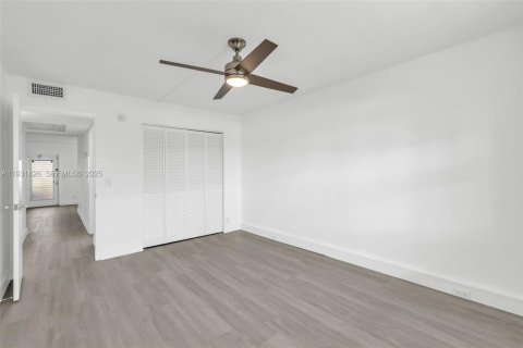 Copropriété à vendre à Boca Raton, Floride: 2 chambres, 79.99 m2 № 1991490 - photo 26