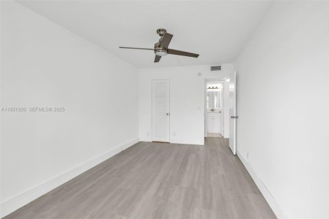 Copropriété à vendre à Boca Raton, Floride: 2 chambres, 79.99 m2 № 1991490 - photo 28