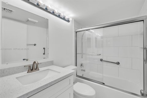 Copropriété à vendre à Boca Raton, Floride: 2 chambres, 79.99 m2 № 1991490 - photo 24