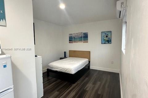 House in Hollywood, Florida 3 bedrooms, 128.86 sq.m. № 2062086 - photo 13