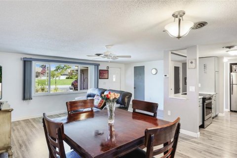 House in Venice, Florida 2 bedrooms, 127.93 sq.m. № 1670830 - photo 6