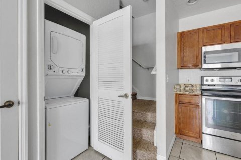 Condo in Kissimmee, Florida, 3 bedrooms  № 2092370 - photo 9