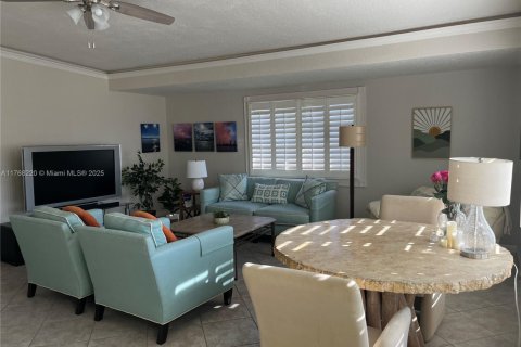 Propiedad comercial en venta en Fort Lauderdale, Florida, 473.52 m2 № 1692615 - foto 10