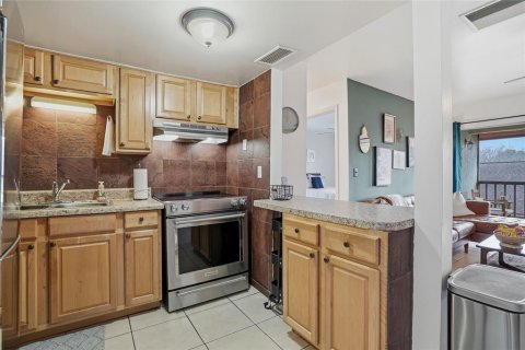 Condominio en venta en Tampa, Florida, 1 dormitorio, 65.96 m2 № 2166190 - foto 5