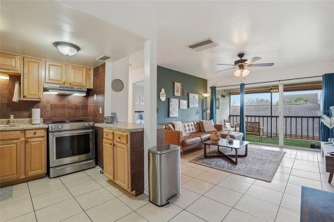 Condominio en venta en Tampa, Florida, 1 dormitorio, 65.96 m2 № 2166190 - foto 3
