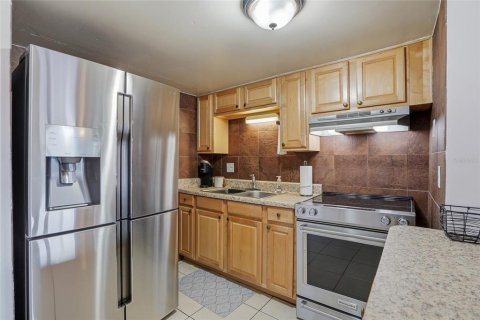 Condominio en venta en Tampa, Florida, 1 dormitorio, 65.96 m2 № 2166190 - foto 2