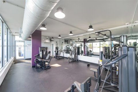 Condominio en alquiler en Miami Beach, Florida, 50.63 m2 № 2177747 - foto 16