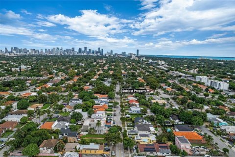 Commercial property in Miami, Florida 1 bedroom, 32.52 sq.m. № 2044397 - photo 3