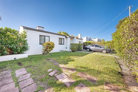 Commercial property in Miami, Florida 1 bedroom, 32.52 sq.m. № 2044397 - photo 5