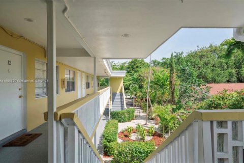 Apartment in Hollywood, Florida 1 bedroom № 1943761 - photo 28