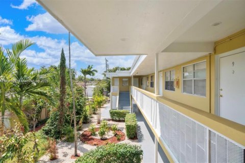 Apartment in Hollywood, Florida 1 bedroom № 1943761 - photo 26