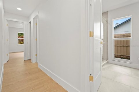 Villa ou maison à vendre à Orlando, Floride: 4 chambres, 283.91 m2 № 2156746 - photo 9