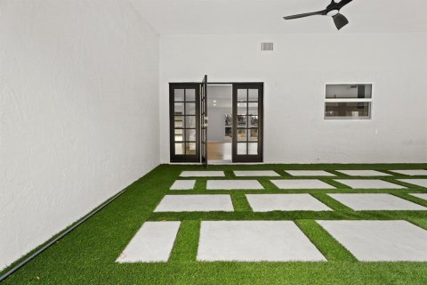 Villa ou maison à vendre à Orlando, Floride: 4 chambres, 283.91 m2 № 2156746 - photo 23