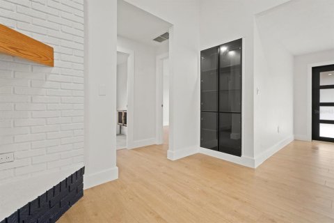 Villa ou maison à vendre à Orlando, Floride: 4 chambres, 283.91 m2 № 2156746 - photo 8