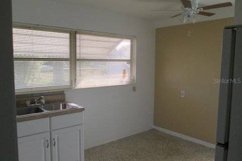 Villa ou maison à vendre à Kenneth City, Floride: 2 chambres, 82.59 m2 № 1838014 - photo 3