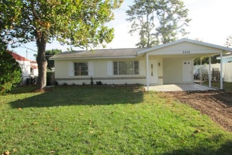 Villa ou maison à vendre à Kenneth City, Floride: 2 chambres, 82.59 m2 № 1838014 - photo 1