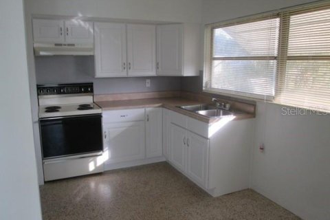 Villa ou maison à vendre à Kenneth City, Floride: 2 chambres, 82.59 m2 № 1838014 - photo 2