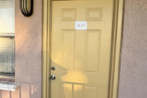 Condo à Oakland Park, Floride, 2 chambres  № 2082702