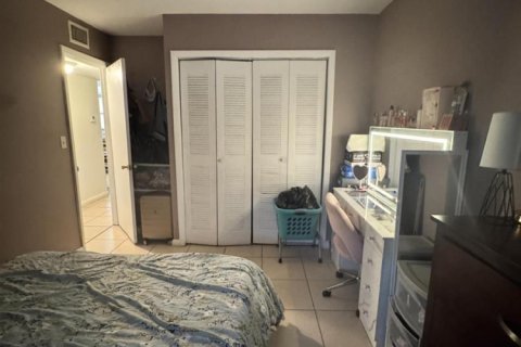 Copropriété à vendre à Oakland Park, Floride: 2 chambres, 54.81 m2 № 2082702 - photo 15