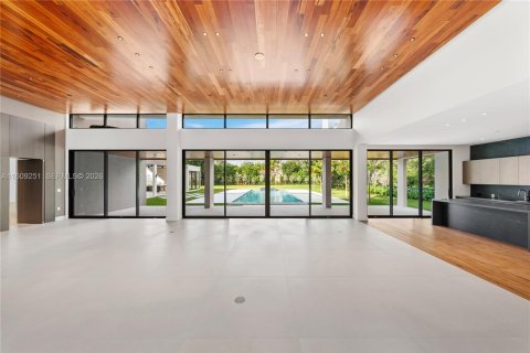 Villa ou maison à vendre à Pinecrest, Floride: 7 chambres, 827.95 m2 № 2178660 - photo 17