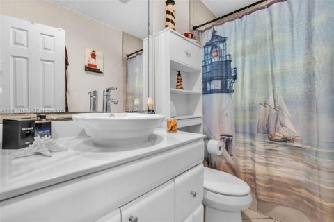 Copropriété à vendre à Fort Lauderdale, Floride: 1 chambre, 66.8 m2 № 2081414 - photo 9