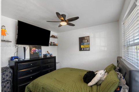 Villa ou maison à vendre à Miami, Floride: 3 chambres, 113.34 m2 № 2036341 - photo 5