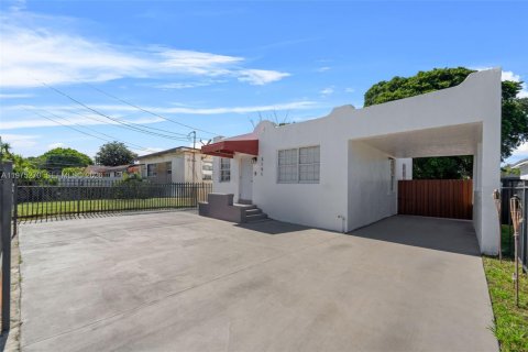 Villa ou maison à vendre à Miami, Floride: 3 chambres, 113.34 m2 № 2036341 - photo 20