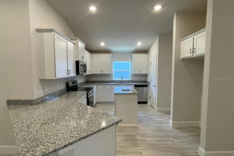 Villa ou maison à vendre à Dade City, Floride: 4 chambres, 204.38 m2 № 1785925 - photo 8
