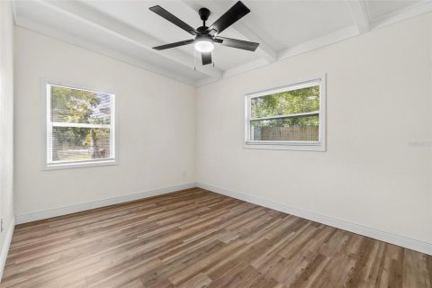 Casa en venta en Clearwater, Florida, 3 dormitorios, 91.42 m2 № 1886372 - foto 10