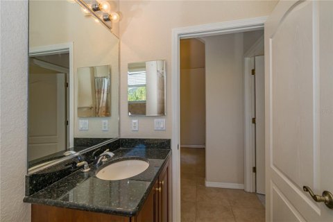 House in Sun City Center, Florida 2 bedrooms, 169.18 sq.m. № 1608859 - photo 17