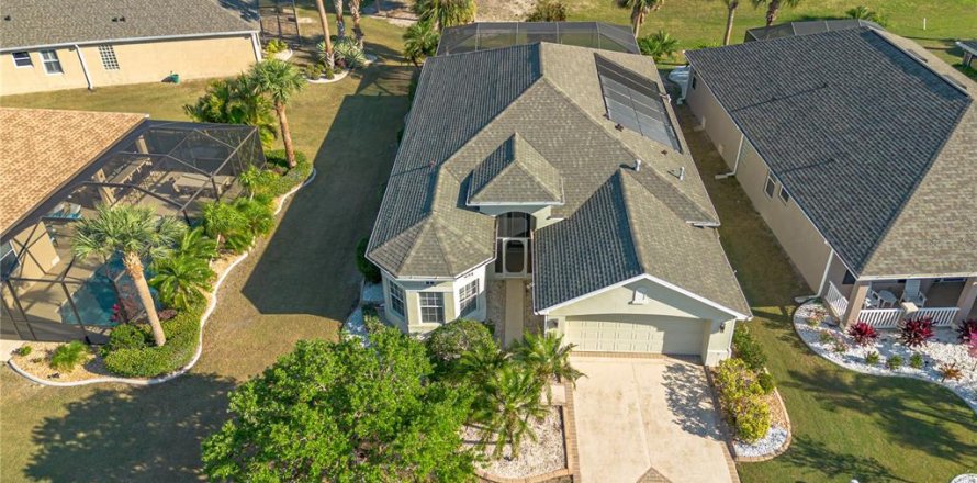 House in Sun City Center, Florida 2 bedrooms, 169.18 sq.m. № 1608859