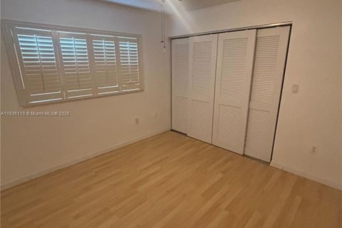 Appartement à louer à Miami Beach, Floride: 2 chambres, 91.04 m2 № 1820074 - photo 11
