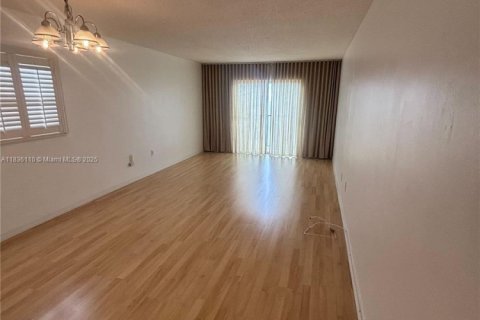 Appartement à louer à Miami Beach, Floride: 2 chambres, 91.04 m2 № 1820074 - photo 5