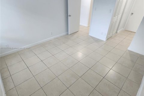 Appartement à louer à Cutler Bay, Floride: 3 chambres, 20773.04 m2 № 1974226 - photo 14