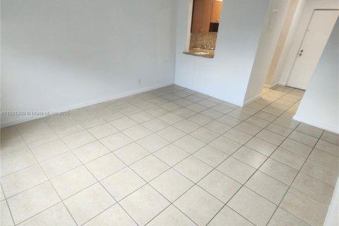 Appartement à louer à Cutler Bay, Floride: 3 chambres, 20773.04 m2 № 1974226 - photo 7