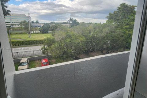 Appartement à louer à Cutler Bay, Floride: 3 chambres, 20773.04 m2 № 1974226 - photo 6