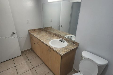Appartement à louer à Cutler Bay, Floride: 3 chambres, 20773.04 m2 № 1974226 - photo 16