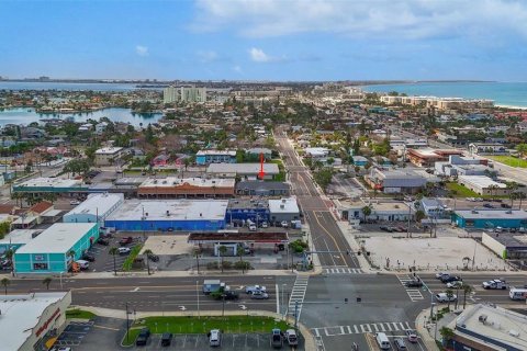 Propiedad comercial en venta en Saint Pete Beach, Florida, 367.71 m2 № 2211770 - foto 8