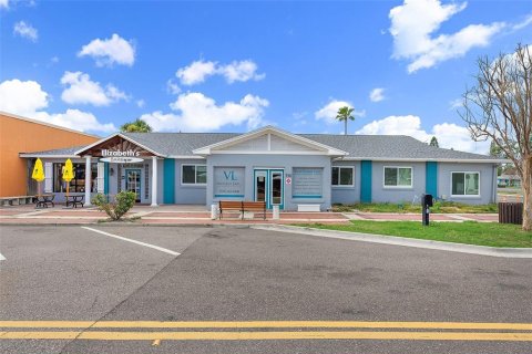 Propiedad comercial en venta en Saint Pete Beach, Florida, 367.71 m2 № 2211770 - foto 5
