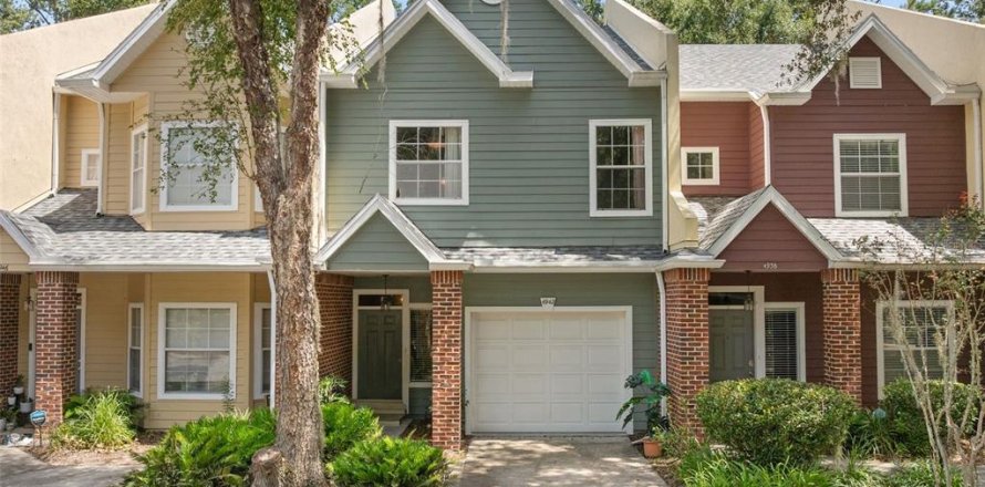 Condo à Gainesville, Floride, 3 chambres  № 2419282