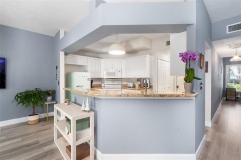 Copropriété à louer à Gainesville, Floride: 3 chambres, 147.16 m2 № 2419282 - photo 9