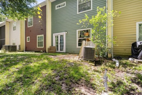 Copropriété à louer à Gainesville, Floride: 3 chambres, 147.16 m2 № 2419282 - photo 25