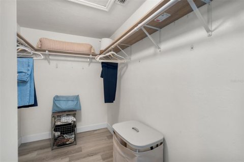 Copropriété à louer à Gainesville, Floride: 3 chambres, 147.16 m2 № 2419282 - photo 14