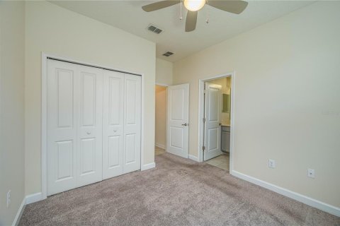 House in Winter Haven, Florida 3 bedrooms, 188.78 sq.m. № 1634957 - photo 14